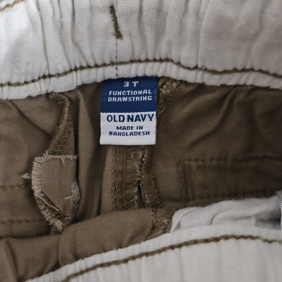 Old Navy kid's Khaki Chinos - Picture 3 of 3